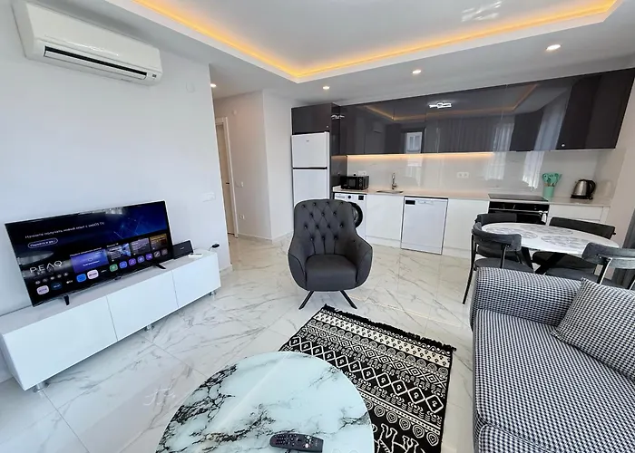 Sa Apartments! Cleopatra Sea View 1bd アパート *