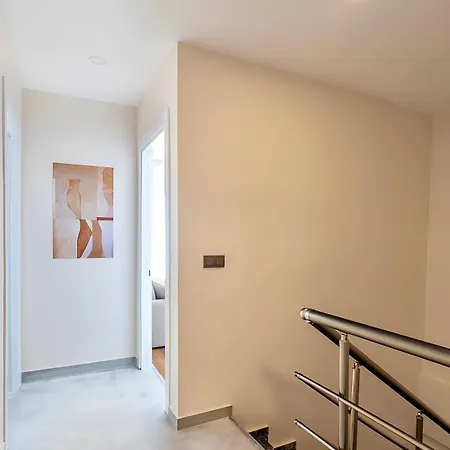 Sa Apartments! Lux 2br Duplex 150m To The Apartament